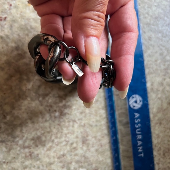 Kenneth Jay Lane Large Chunky Gunmetal 6 Link Bracelet W/ Dust Bag - Picture 5 of 6